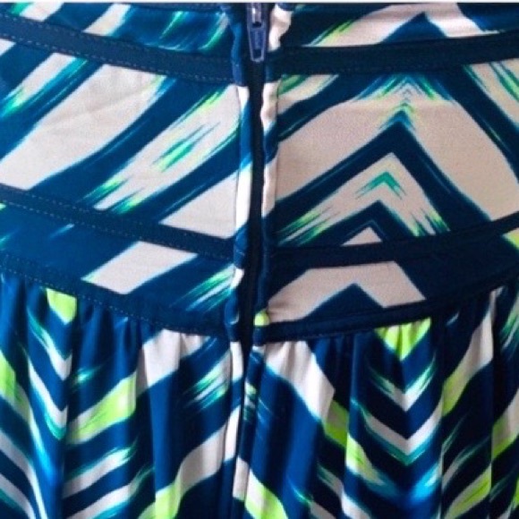 TORRID Challis Resort Cruise Beachy Coastal Chevron Maxi Sundress size 12 - Picture 9 of 16